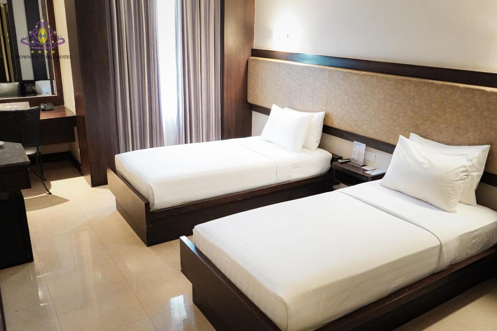 Crown Victoria Hotel Tulungagung Luaran gambar