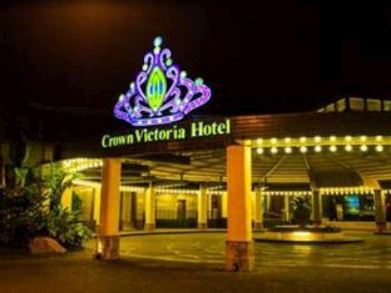 Crown Victoria Hotel Tulungagung Luaran gambar